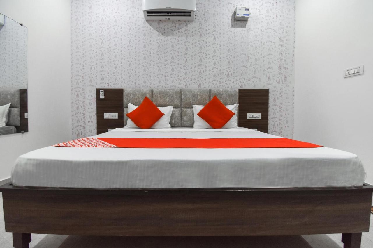 Hotel O Chandigarh Inn Bagian luar foto
